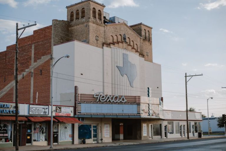 Texas - white and blue concrete building